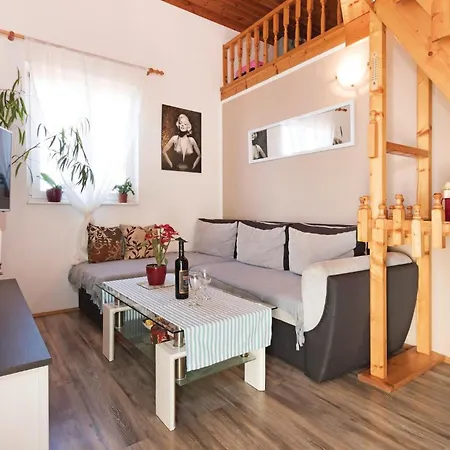 2 Bedroom Gorgeous In * Valtura